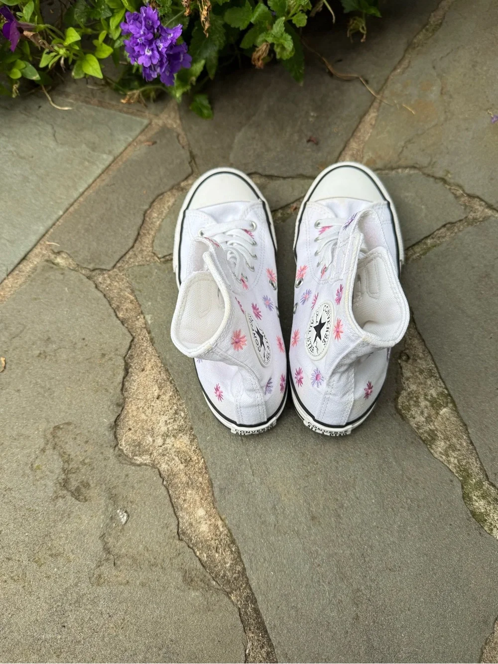 Floral embroidered Converse Youth Size 2